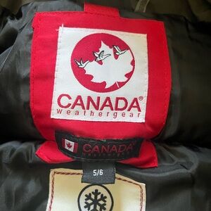Canada Weathergear Boys Faux Fir Bomber jacket. Size 5/6